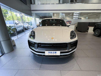 Porsche Macan T