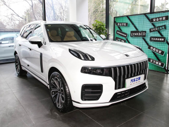 Lynk & Co 09 EM-P 2023 2.0TD EM-P 4WD Asian Touring Executive Edition 5-seater