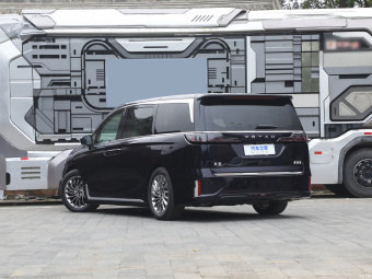 Voyah Dreamer Flagship PHEV