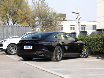 Porsche Panamera 4 E-Hybrid