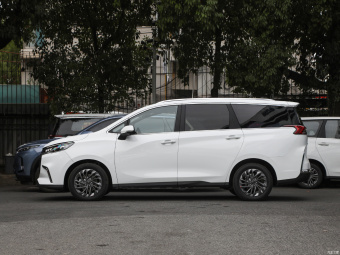 Maxus Euniq 5 Europe 520 km 6 Seats