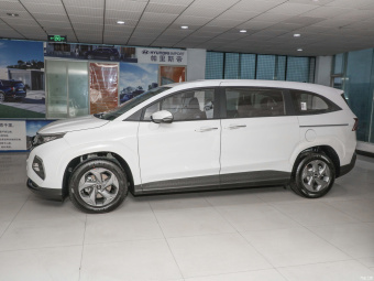 Hyundai Custo Leading GLS 270TGDi DCT