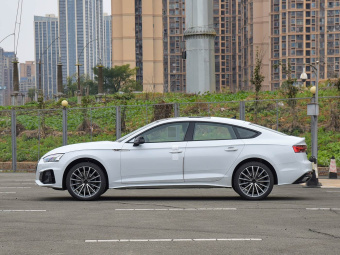 Audi A5 Sportback 2024 40 TFSI Quattro Luxury Dynamic