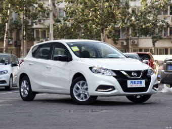 Nissan Tiida Cool Dynamic 1.6L CVT