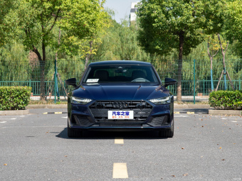 Audi A7L Obsidian Black Edition 55 TFSI Quattro