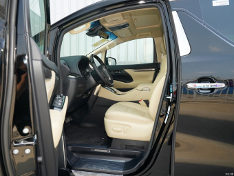 Toyota Alphard Hybrid Premium 2.5L