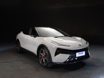 Lotus Eletre R+