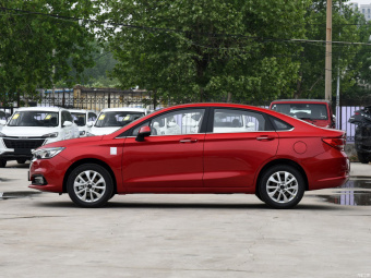 Beijing U5 Deluxe 1.5L 5MT