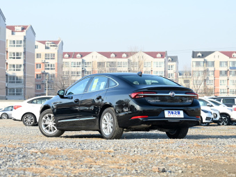 Buick LaCrosse Luxury 552T