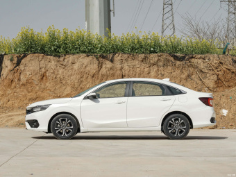 Honda Envix Fun 180TURBO CVT