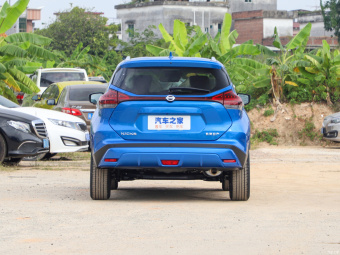 Nissan Kick Deluxe 1.5L CVT XV