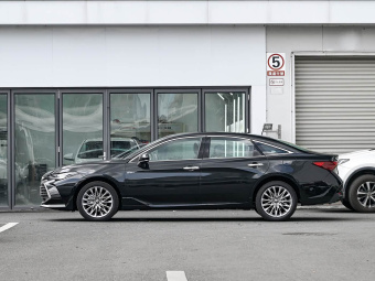 Toyota Avalon Hybrid 2024 Hybrid 2.0L Premium Edition