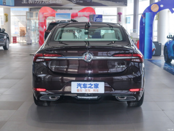 Buick LaCrosse Avenir Flagship