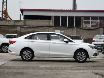 Beijing U5 Premium 1.5L 5MT