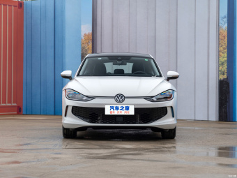 VW Lamando L Dazzling Hot 280TSI DSG