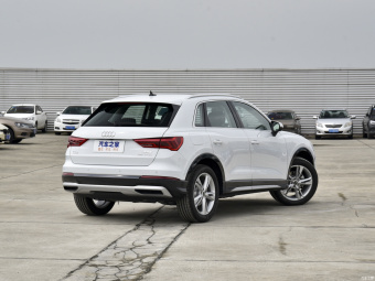 Audi Q3 Elegance Fashion 35 TFSI