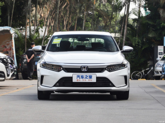 Honda Inspire Sport Hybrid Pure Shang 2.0L