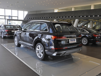 Audi Q7 Dynamic 45 TFSI Quattro
