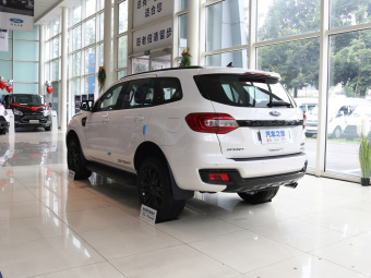 Ford Everest Luxury Sport 2.3T AWD 5 Seats