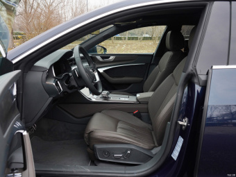 Audi A7L Foresight Executive Edition 55 TFSI Quattro