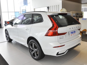 Volvo XC60 B5 AWD Zhiyuan Sports