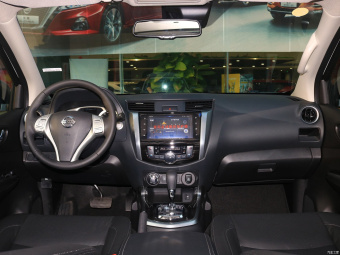 Nissan Terra Ultimate 2.5L XV AT 4WD