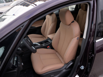 Buick GL6 Premium 323T
