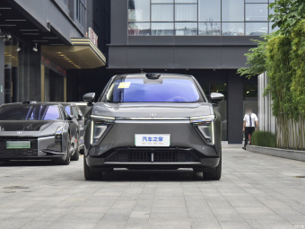 HiPhi Y Elite 560km