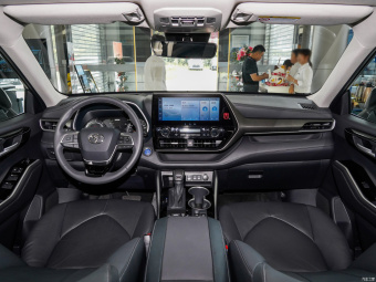 Toyota Highlander Hybrid Premium 7 Seats 2.5L 2WD
