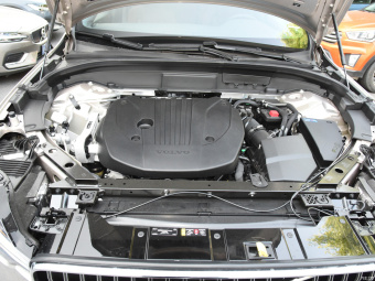 Volvo XC60 B5 AWD Zhiya Luxury