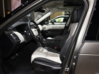 Land Rover Discovery R-Dynamic HSE P360