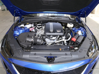 Cadillac CT5 Platinum 28T Super Driving Assistance