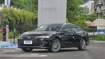 Toyota Avalon Hybrid Limited Ultimate Edition 2.5L