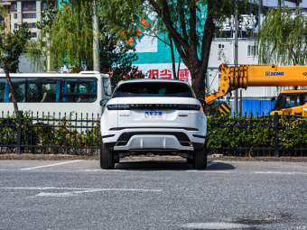 Land Rover Range Rover Evoque L R-Dynamic Standard Elite P200