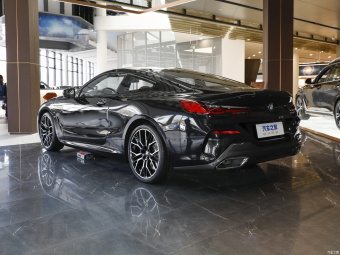 BMW 8 Series 840iM Sport