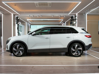 Audi Q5 e-tron Glory Brocade 50 e-tron Quattro