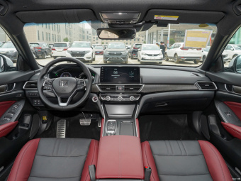 Honda Inspire Sport Hybrid Pure Cross 2.0L