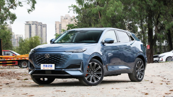 Changan UNI-K Blue Whale Premium iDD 1.5T 130km