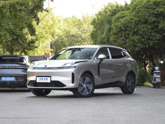 Lynk & Co 08 EM-P 2025 Model 245km Ultra-Long Range Pro