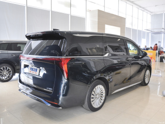 Buick GL8 Century Private 4 Seat