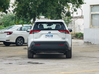 Toyota RAV4 PHEV Elite Pro 2.5L 2WD