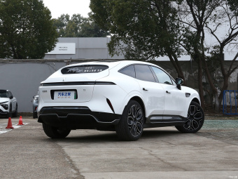 Avatr 11 Luxury 90 AWD