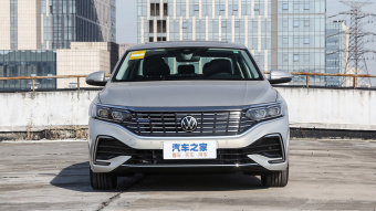 VW Passat Hybrid Deluxe 430PHEV