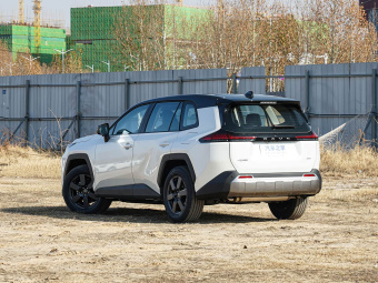 Toyota RAV4 2026 2.0L AWD Luxury Edition