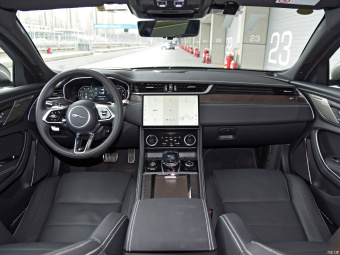 Jaguar XFL Flagship Sport AWD P300
