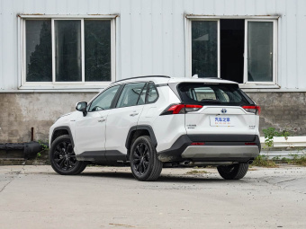 Toyota RAV4 Hybrid 2024 Hybrid 2.5L E-CVT AWD Elite Plus Edition