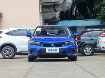 Honda Civic Dynamic 180TURBO CVT