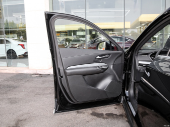 Cadillac XT4 Premium 28T