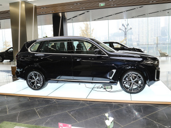 BMW X5 xDrive 30Li Exclusive M Sport