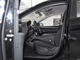 Hyundai Tucson L Leading GLS 1.5T